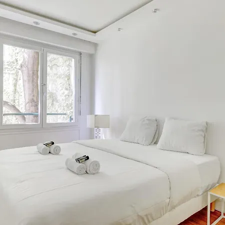 Appartement Avec Terrasse - Champs-elysees
